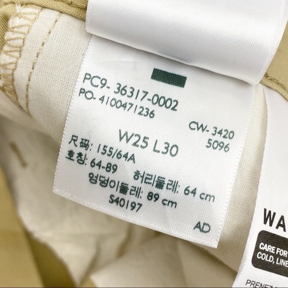 Levi’s Premium Tailored High Loose Taper Pants:Soft Structure Incense - Picture 6 of 7